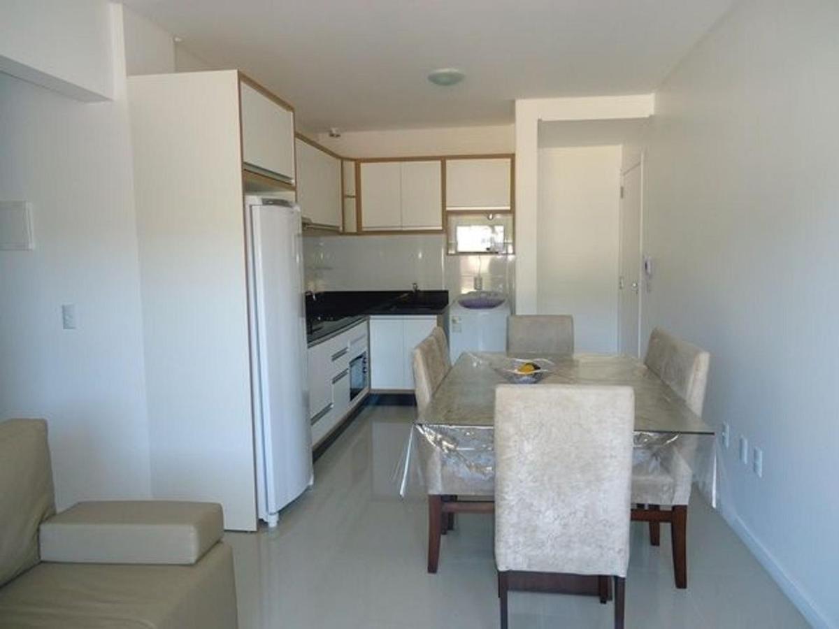 Res. Antonio Pinheiro. Apartamento Com 2 Dormitorios. Bombinhas Bagian luar foto