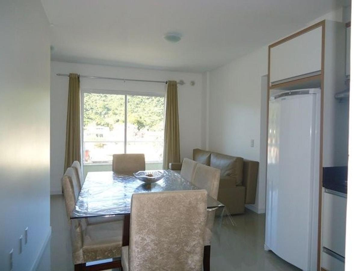 Res. Antonio Pinheiro. Apartamento Com 2 Dormitorios. Bombinhas Bagian luar foto