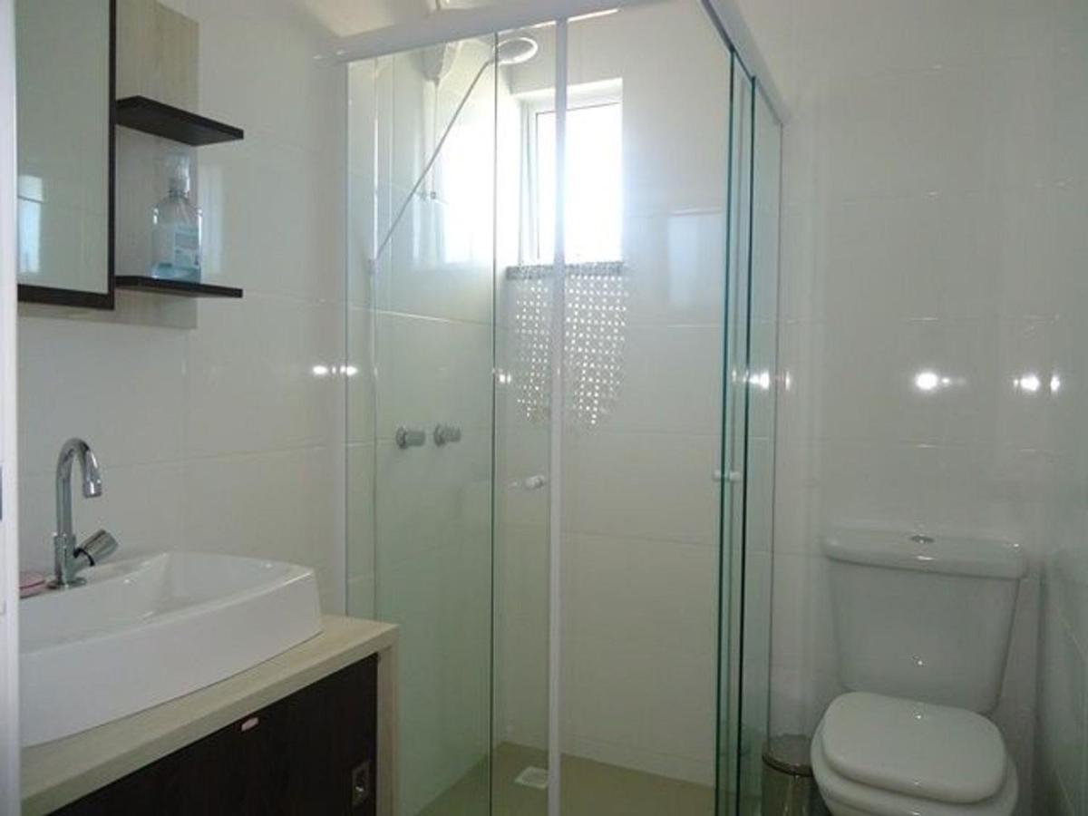Res. Antonio Pinheiro. Apartamento Com 2 Dormitorios. Bombinhas Bagian luar foto